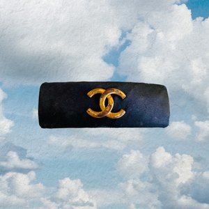 Authentic CHANEL Gold Toned CC Logo Hair Barrette